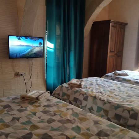 Ta Majsi Farmhouse With Indoor Heated Pool Сан Лоренц Экстерьер фото