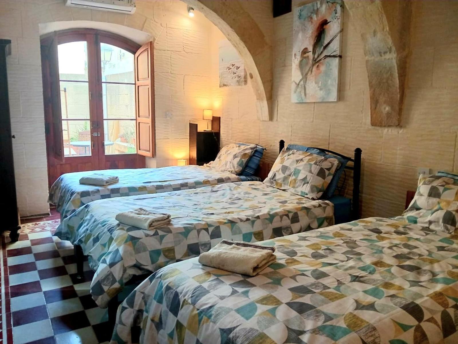 Ta Majsi Farmhouse With Indoor Heated Pool Сан Лоренц Экстерьер фото